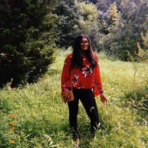 Meet your Posher, Samiha